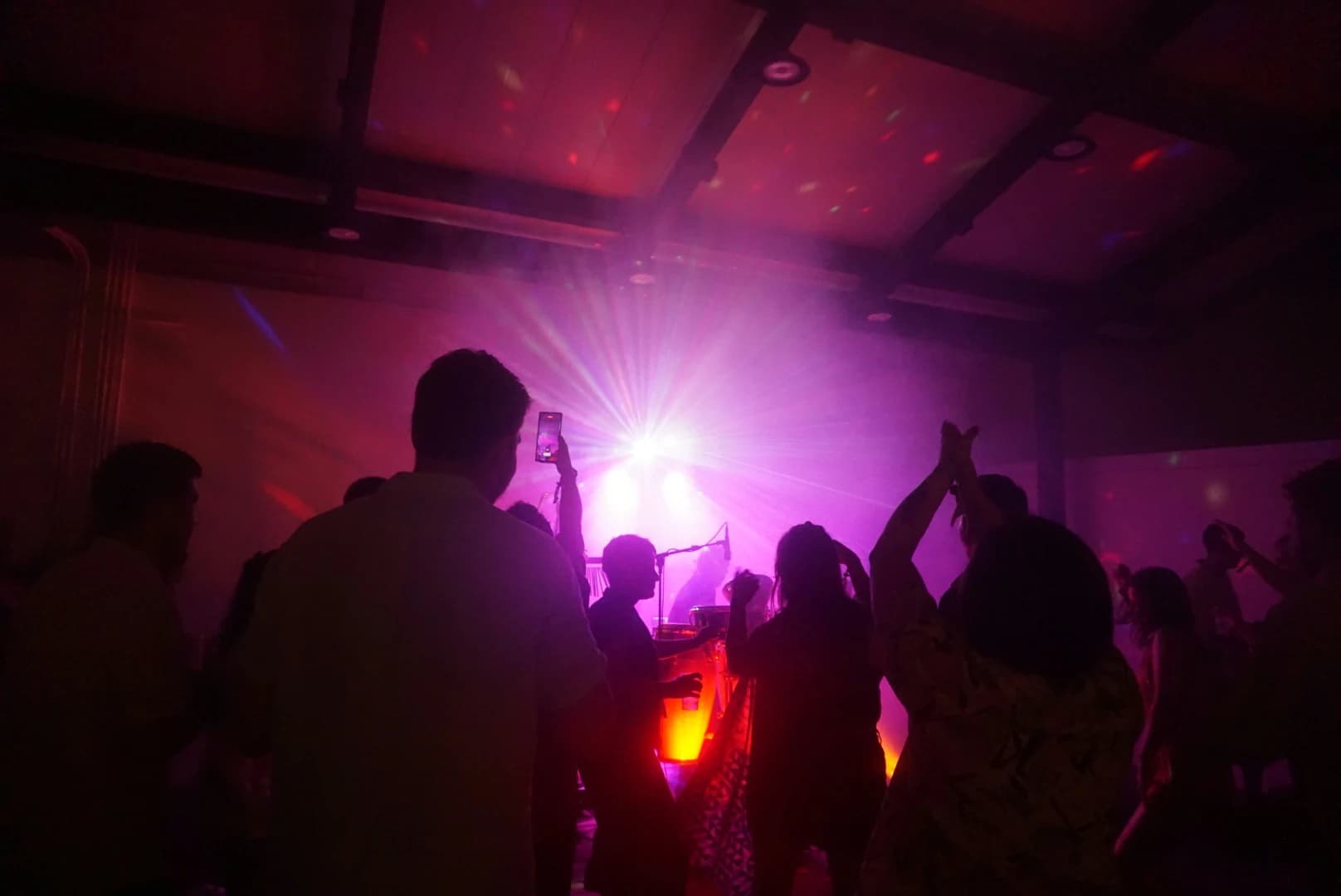 Live Music at ONDA Playa Grande